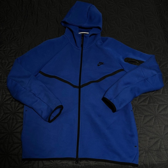 Nike Other - Nike Men’s Blue Full-Zip Hooded Jacket